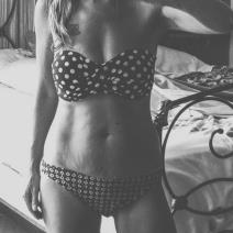 novi-trend-na-drustvenim-mrezama-ponosne-na-strije-foto