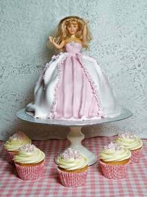 barbika-10-ideja-za-dekoraciju-torte