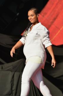 moda-za-mame-trudnicki-stil-alise-kiz-foto