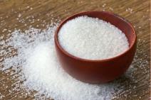 telo-posle-porodjaja-5-prirodnih-nacina-da-se-resite-strija