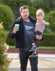 ben-aflek-super-tata-sa-sinom-foto