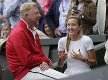 jelena-djokovic-na-vimbldonu-jednostavan-stil-poznate-mame-oduse