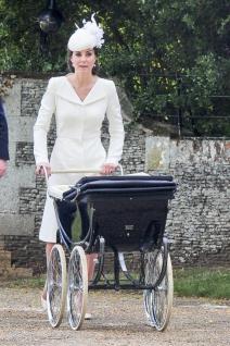 najlepse-obucena-britanka-u-2015-ona-je-zena-sa-najvise-stila-fo