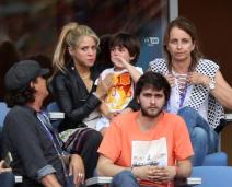 tatina-najveca-podrska-prizor-uplakane-mame-sakire-i-milana-dirn