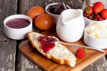 zdravlje-i-ishrana-sta-jedu-za-dorucak-stanovnici-najzdravijih-d