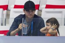 najbrizniji-tata-u-holivudu-eston-kucer-sa-cerkicom-posetio-budi