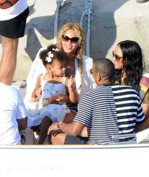 ni-jedna-ni-dve-ni-cetiri-da-li-znate-koliko-dadilja-ima-bijonse