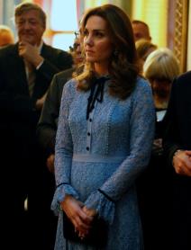 prosetala-stomacic-kejt-midlton-prvi-put-u-javnosti-od-objave-tr