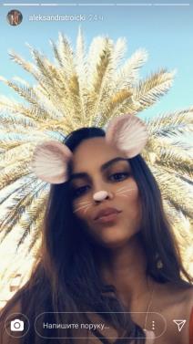 vesele-fotografije-sa-porodicnog-odmora-viktor-troicki-sa-svojim