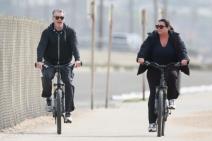 smekerski-odgovor-na-neumesno-pitanje-pirs-brosnan-o-visku-kilog