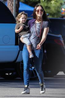 ovakva-ishrana-me-cini-boljom-majkom-megan-foks-otkrila-svoju-ta