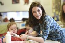 udobna-je-leprsava-i-kosta-samo-85-dolara-kejt-midlton-ponovo-ob