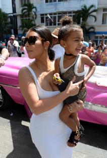 ponosna-mama-podelila-divnu-vest-u-porodicu-kardasijan-vest-stig