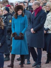 moda-za-trudnice-12-kaputa-kejt-midlton-koji-su-obelezili-ovu-zi