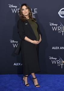 moj-sin-ce-znati-da-podrzi-i-postuje-jake-zene-eva-longorija-o-t