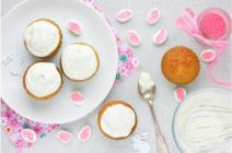 tri-koraka-do-savrseno-ukrasenih-kapkejkova-vesele-uskrsnje-zeke