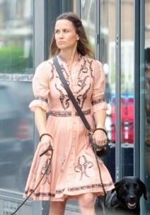 udobne-i-leprsave-trudnicke-haljine-pipe-midlton-foto