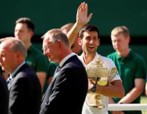 prvi-put-sam-doziveo-da-mi-sa-tribina-neko-vice-tata-tata-najemo