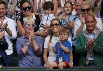 prvi-put-sam-doziveo-da-mi-sa-tribina-neko-vice-tata-tata-najemo