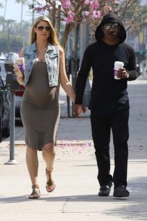 u-57-godini-ceka-deseto-dete-slavni-komicar-ponovo-postaje-tata