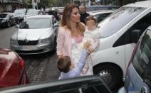 bliznakinje-joksimovic-sinoc-su-proslavile-prvi-rodjendan-a-o-mo