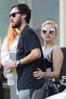 nas-mali-pupoljak-ruze-kejt-hadson-objavila-prvu-fotografiju-cer