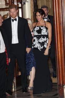 savrsen-model-za-trudnice-svecana-haljina-po-uzoru-na-megan-mark