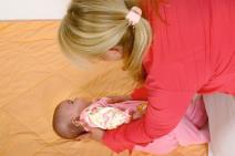 kako-se-pravilno-podize-beba