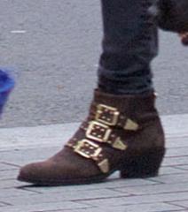 princeza-londonskog-kezual-stila-pipa-midlton-prosetala-sa-sinom