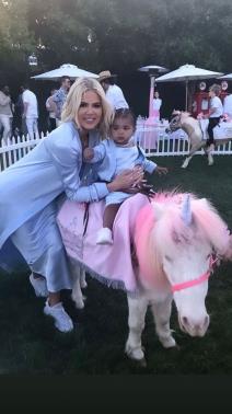 prvi-rodjendan-iz-bajke-kloi-kardasijan-organizovala-carobnu-pro