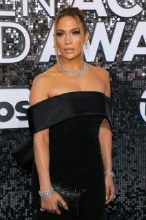 sag-awards-2020-najlepsa-izdanja-mama-na-crvenom-tepihu-foto