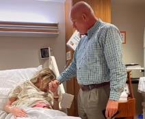 pozvala je tatu da prisustvuje porodjaju