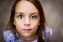 fotografise decje poglede_735608185