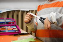 kada dete sme da koristi makaze_674667238