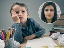 Učiteljica Jelena Ignjatović i dete koje radi domaći