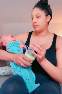 Mama, beba, hranjenje