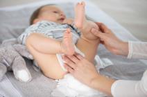 Beba, presvalačenje, pelene