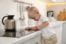 Kuhinja, dete, opasnost