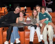 Džesika Alba sa porodicom