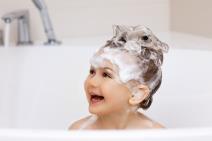 Dete, kupanje, pranje kose