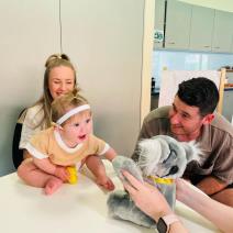 Beba prvi put čuje svoje roditelje