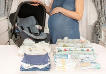 Stvari, beba, trudnica