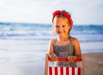 Dete izostaje iz škole zbog letovanja.