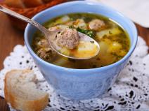 Recept za čorbu sa knedlama od mesa.