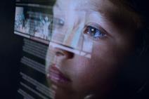 Prvo dete sa veštačkom inteligencijom.