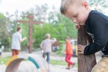 šta znači kad dete više voli da se igra samo.jpg