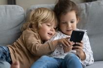 Kakve posledice ostavlja mobilni telefon na rani uzrast dece
