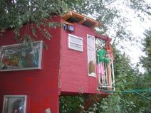 kucica-na-drvetu-mesto-gde-nastaju-uspomene