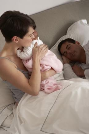 9-prakticnih-saveta-za-nenaspavane-roditelje