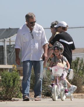 mel-gibson-u-druzenju-s-cerkom
